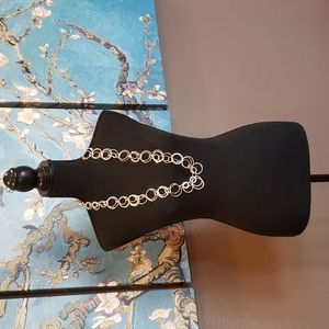 Daisy Fuentes silver tone necklace